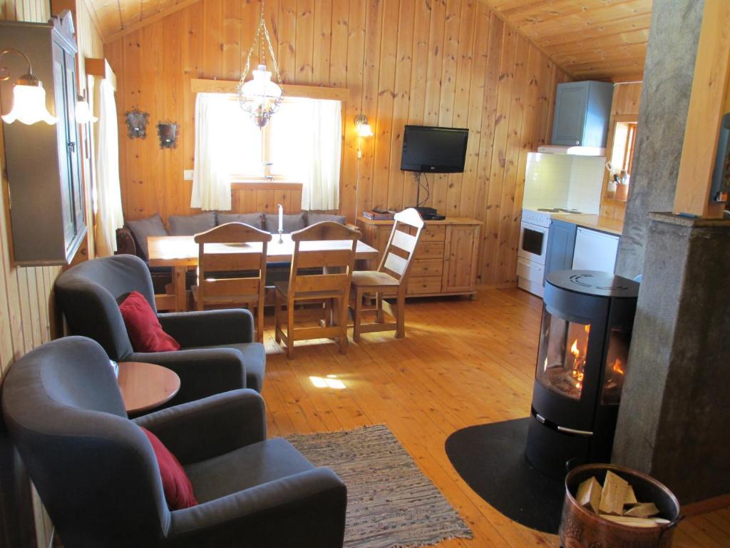 Hogstul Hytter - Skojestua - 2 Bedroom Cottage Tuddal Oda fotoğraf